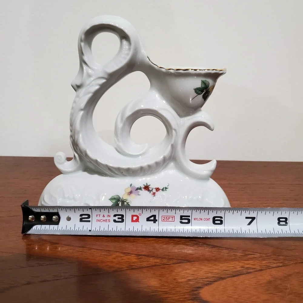 porcelain single candle stick holder white‎ with gold trim and floral design